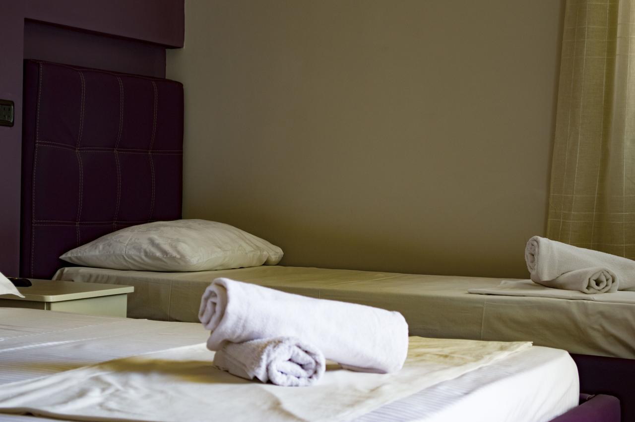 Hotel Riviera Дуррес Екстер'єр фото