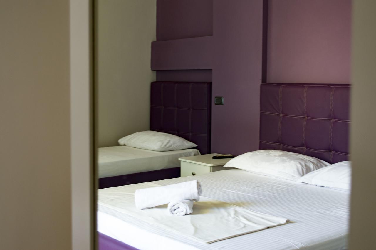Hotel Riviera Дуррес Екстер'єр фото