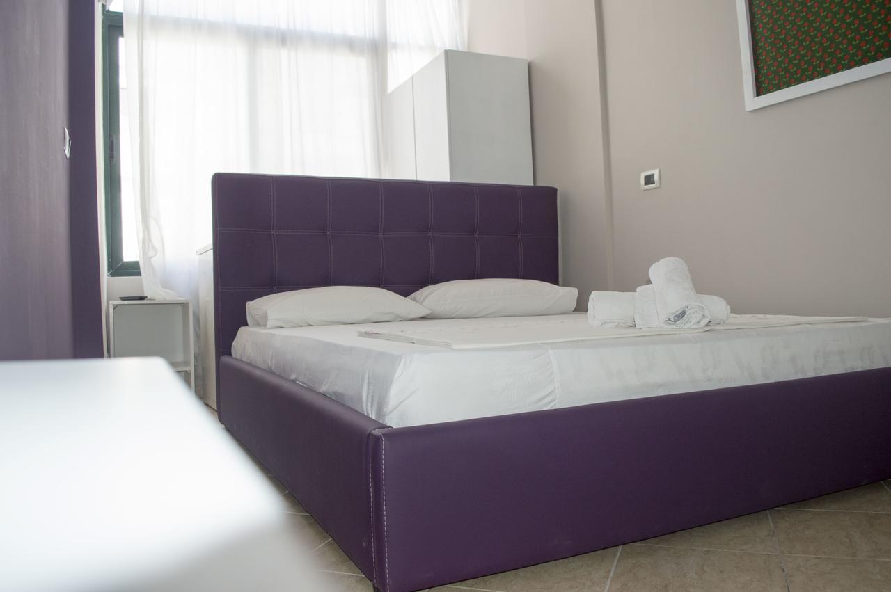 Hotel Riviera Дуррес Екстер'єр фото