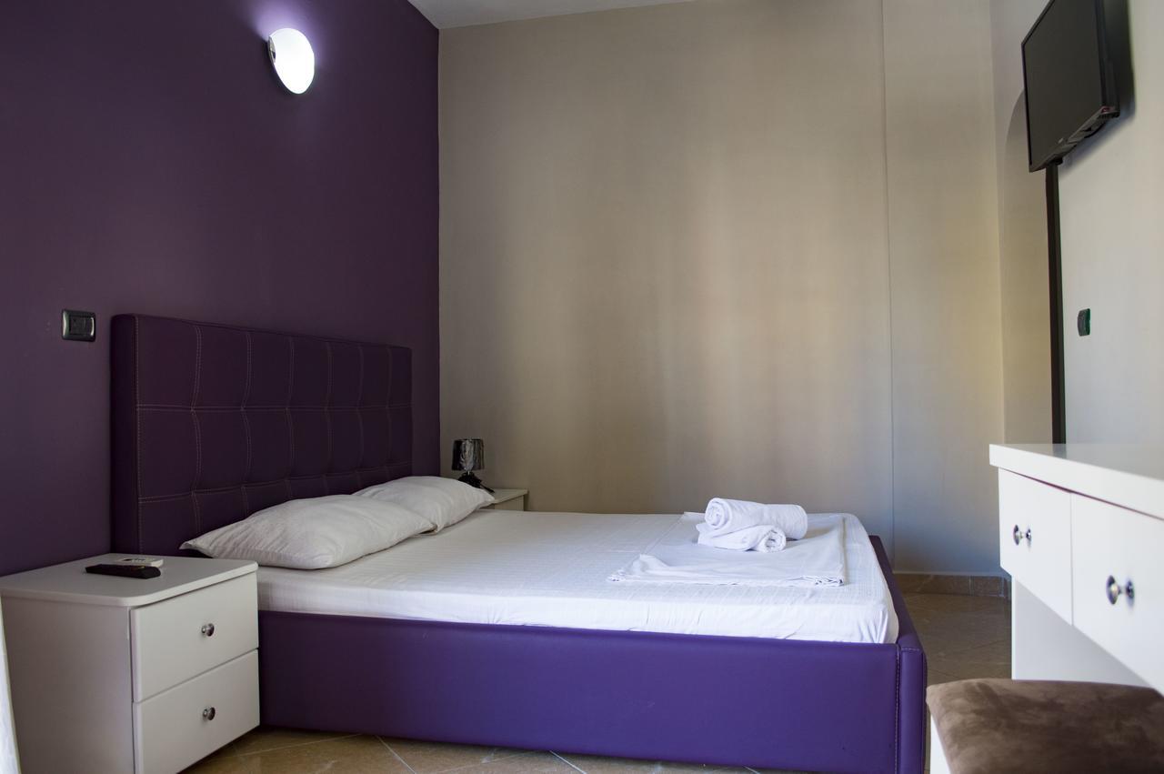 Hotel Riviera Дуррес Екстер'єр фото
